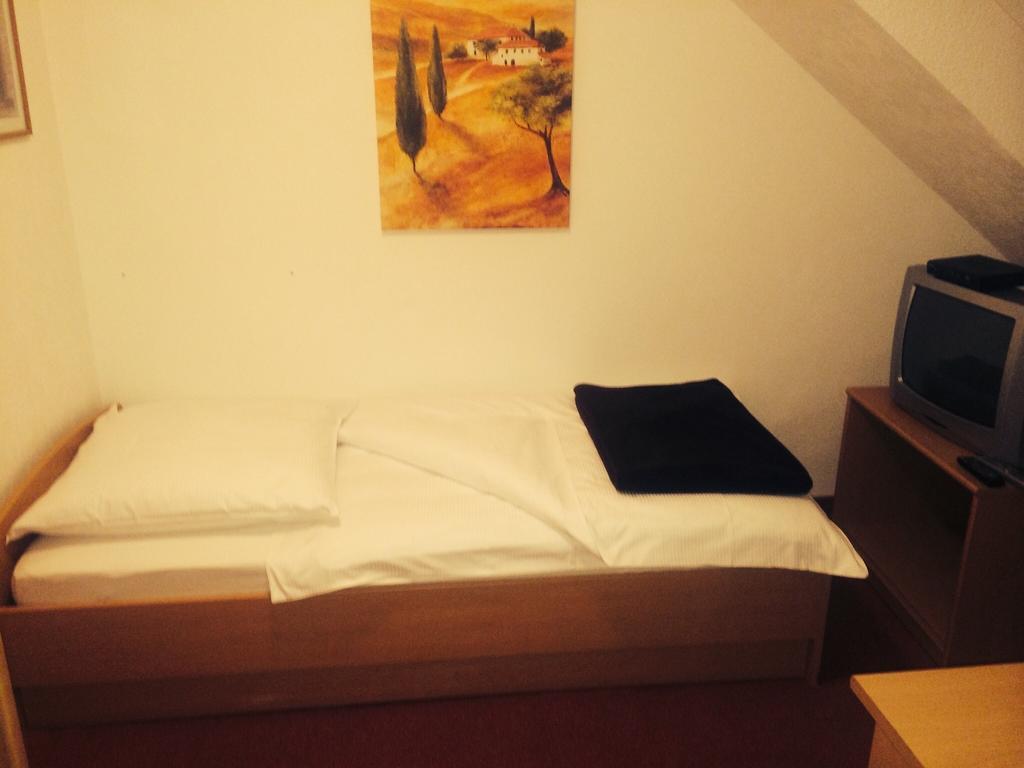 Hotel Friesenhof Westoverledingen Habitación foto