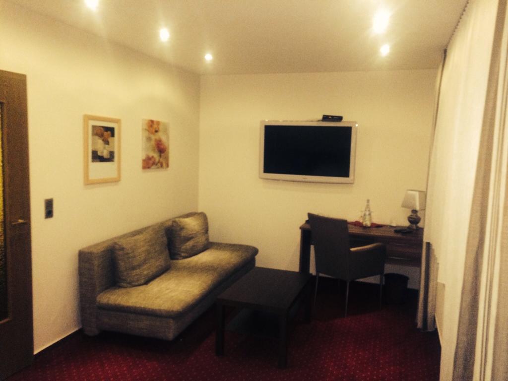 Hotel Friesenhof Westoverledingen Habitación foto