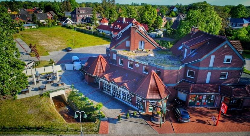 Hotel Friesenhof Westoverledingen Exterior foto